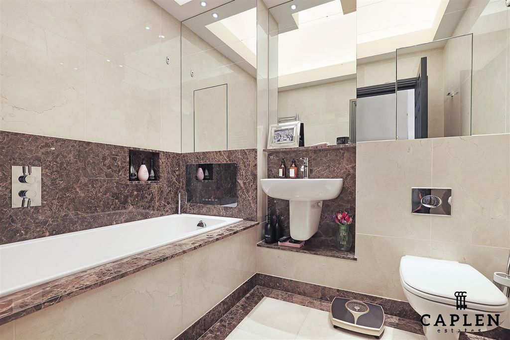 Additional image 18 of 2 bed flat for saleBrandesbury Square, Woodford Green IG8