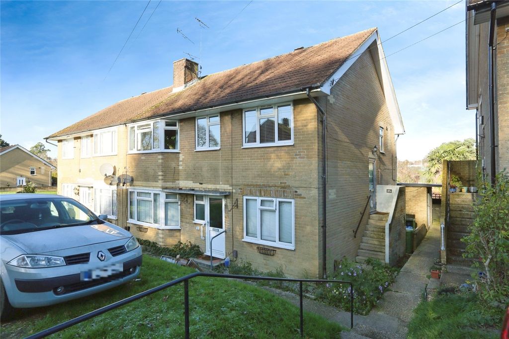 2 bed maisonette for saleBlendworth Lane, Southampton, Hampshire SO18
