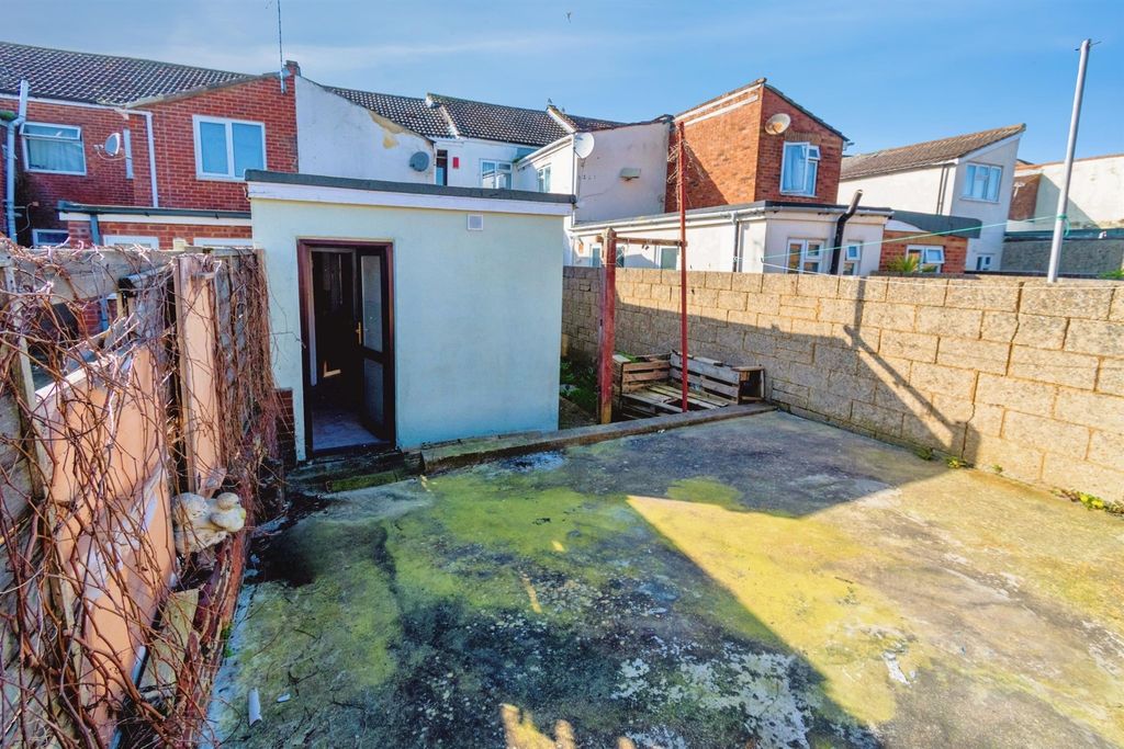 Additional image 19 of 5 bed terraced house for saleNorthumberland Road, Southampton SO14