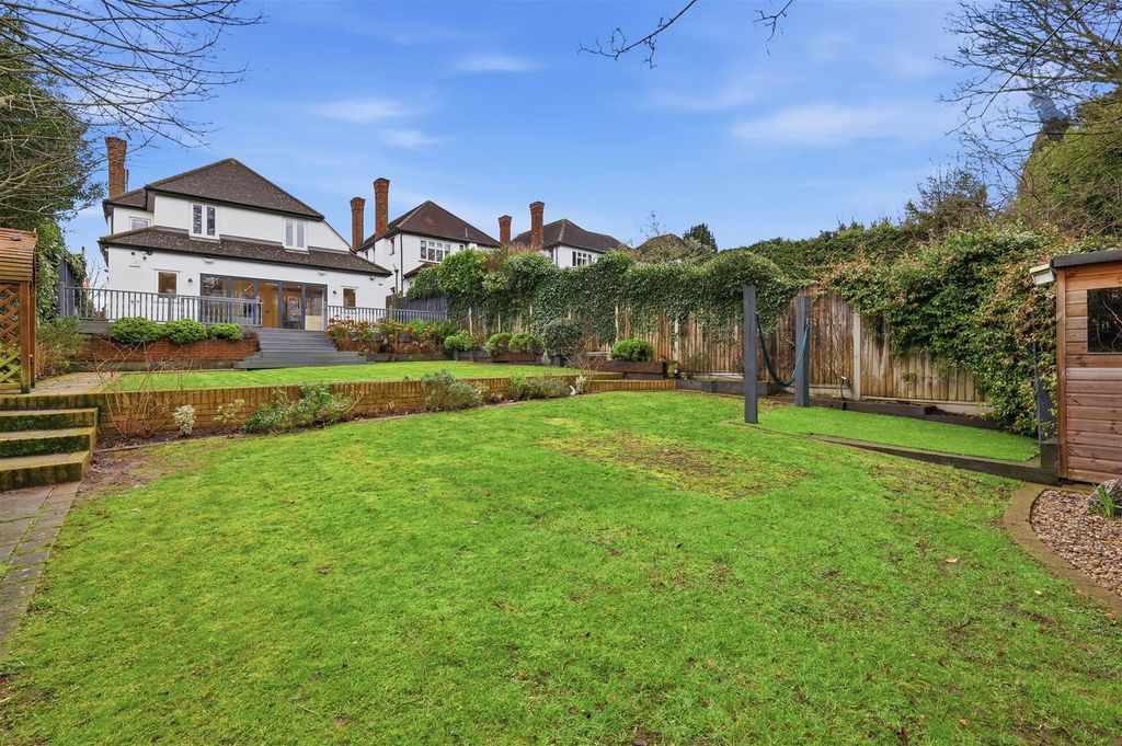 Additional image 4 of 4 bed detached house for saleThe Glade, Woodford Green IG8