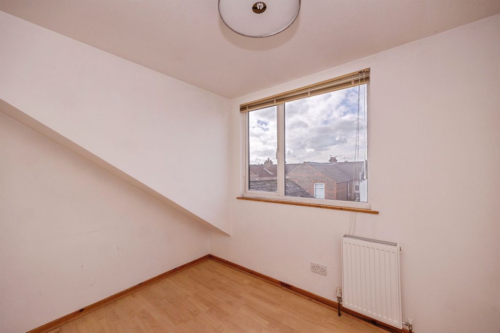 Additional image 20 of 6 bed terraced house for saleTelephone Road, Southsea PO4