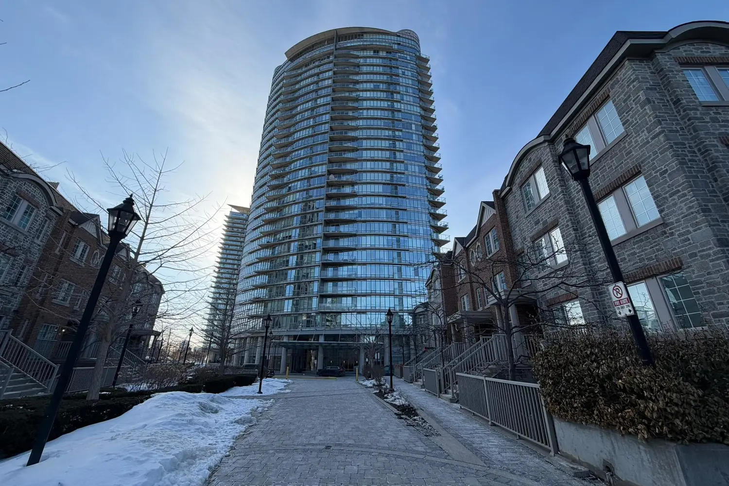 Additional image 16 of 15 Windermere Avenue 2411