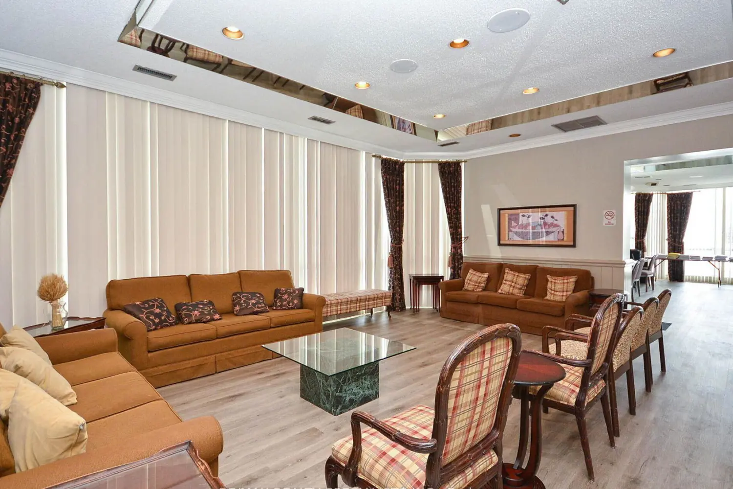 Additional image 13 of 880 Dundas Street 1002