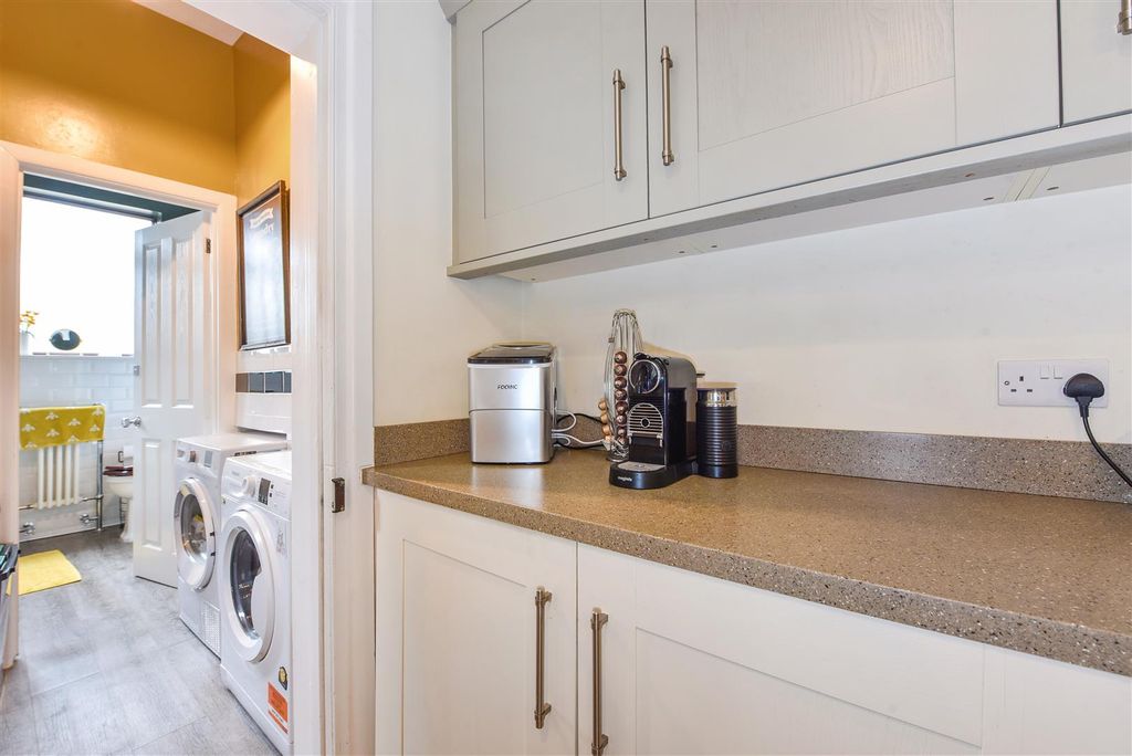 Additional image 15 of 5 bed terraced house for saleGladys Avenue, Portsmouth PO2