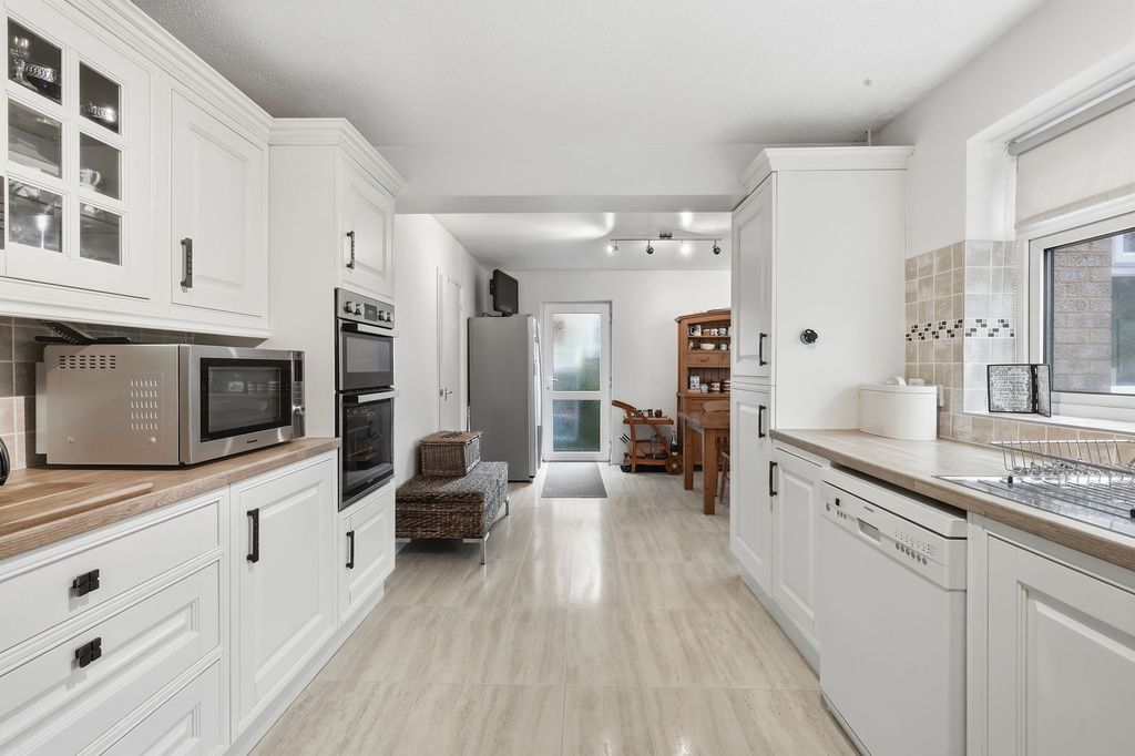 Additional image 7 of 4 bed detached house for saleHawthorn Place, Woodbridge IP12