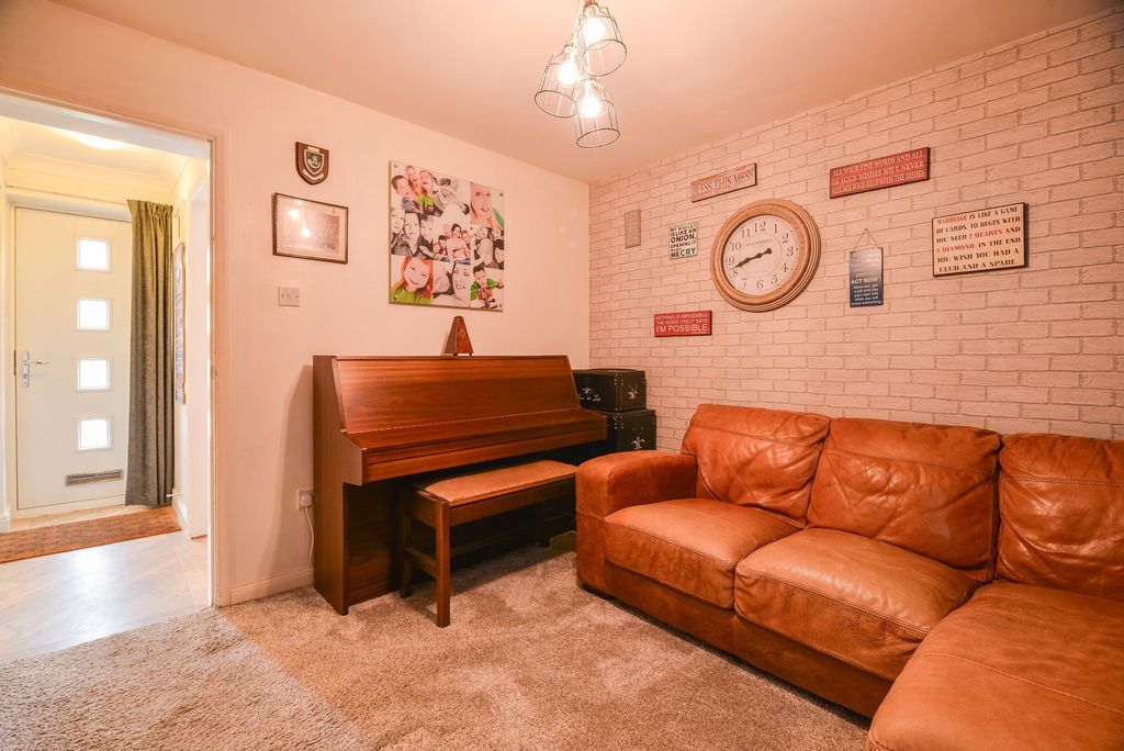 Additional image 15 of 4 bed semi-detached house for saleAngrove Close, Yarm TS15