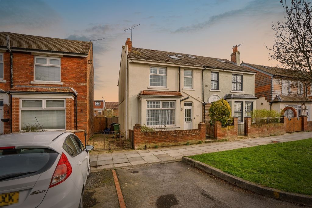 Additional image 17 of 3 bed semi-detached house for saleCopnor Road, Portsmouth PO3