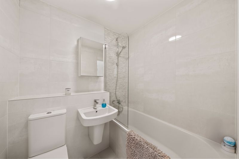 Additional image 19 of 2 bed flat for saleSt. Philips Avenue, Worcester Park KT4