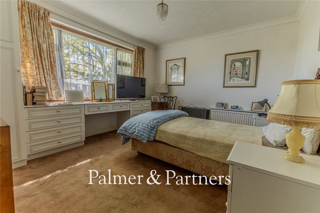 Additional image 11 of 3 bed bungalow for saleWestholme Close, Woodbridge, Suffolk IP12