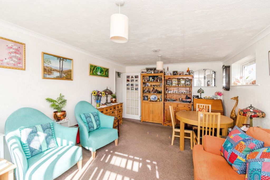Additional image 11 of 2 bed flat for saleWinn Road, Southampton, Hampshire SO17