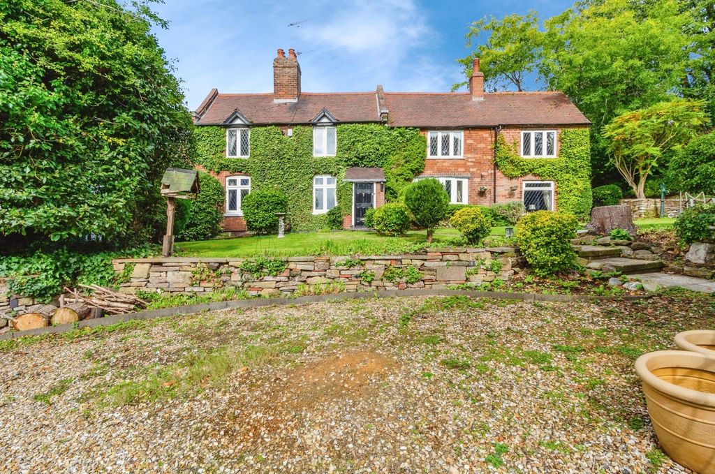 Additional image 13 of 3 bed cottage for saleChurch Road, Tettenhall Wood, Wolverhampton WV6