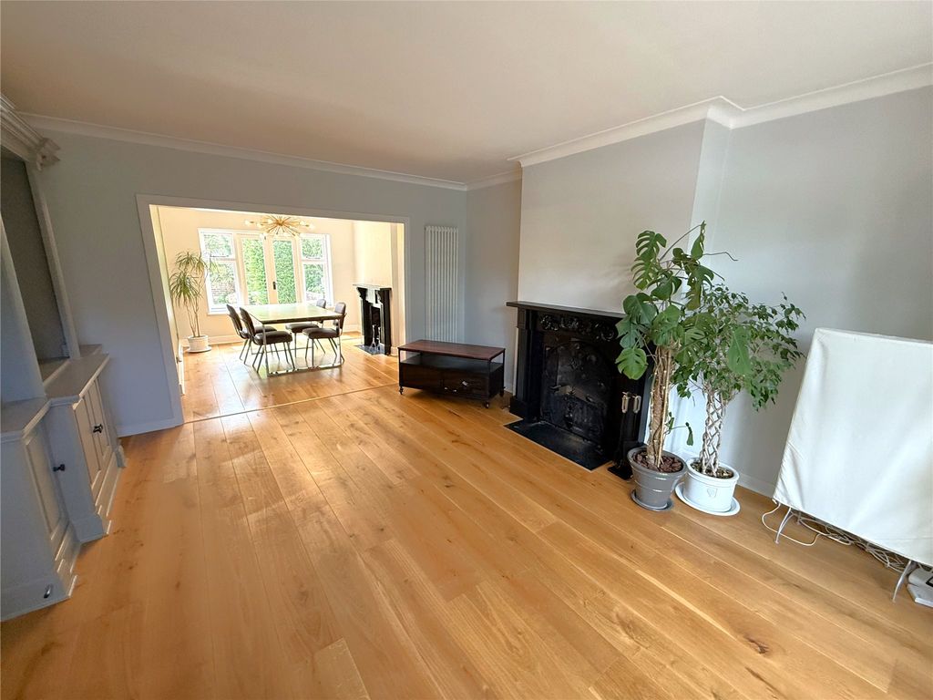 Additional image 2 of 5 bed semi-detached house for saleDownfield, Worcester Park KT4