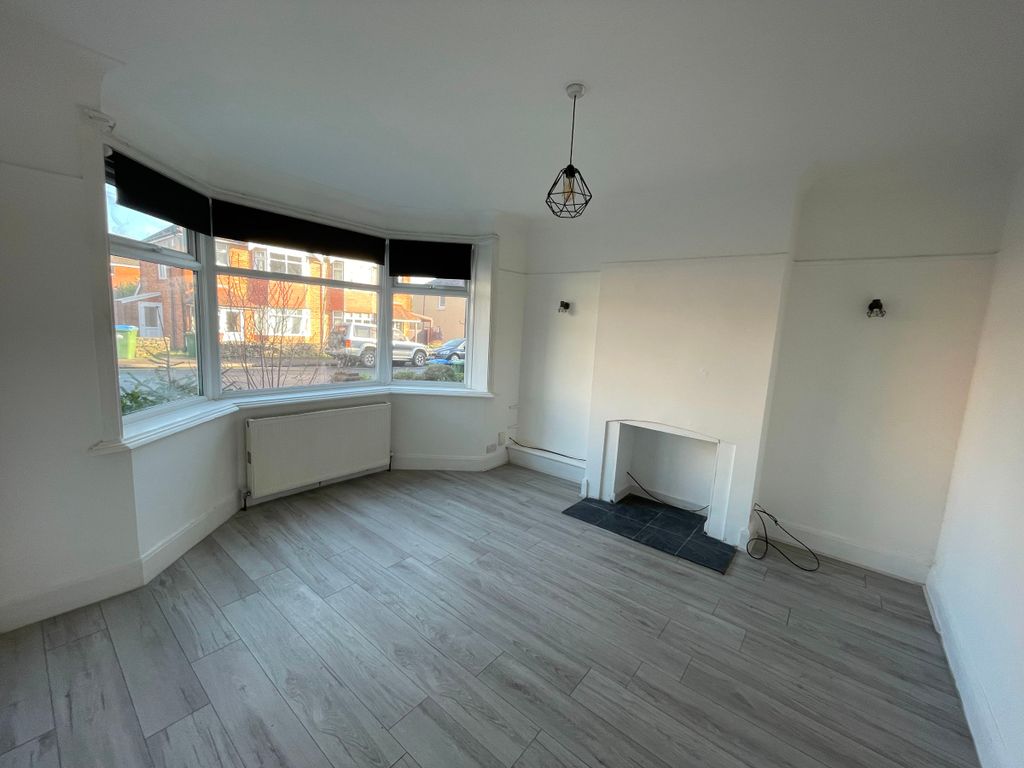 Additional image 7 of 3 bed semi-detached house for saleBlenheim Gardens, Southampton SO17