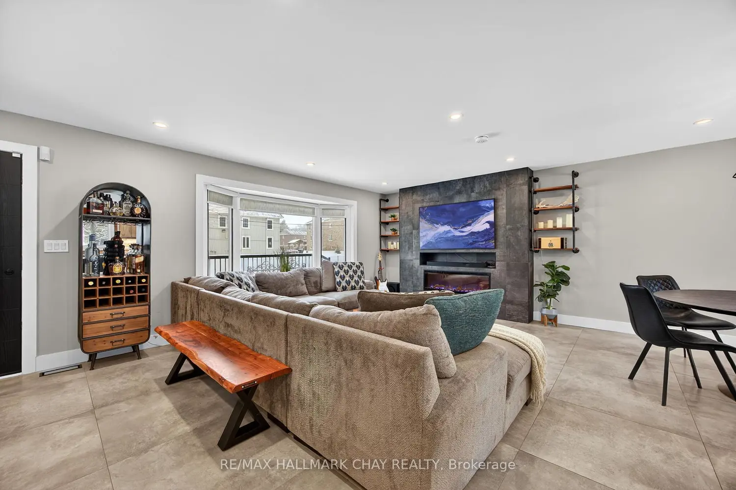 1386 Gilford Road
