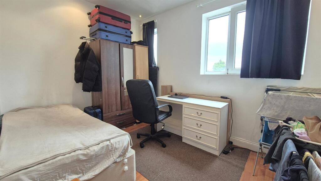Additional image 6 of 2 bed flat for saleLondon Road, Portsmouth PO2