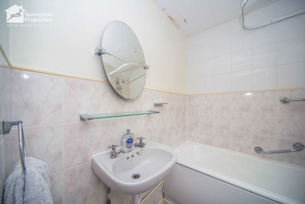 Additional image 20 of 3 bed terraced house for saleVaudrey Close, Shirley, Southampton, Hampshire SO15