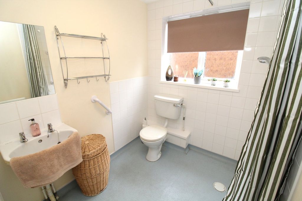 Additional image 7 of 3 bed semi-detached house for saleMawby Close, Whetstone, Leicester LE8