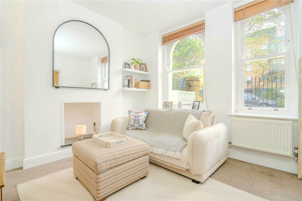 Additional image 7 of 1 bed flat for saleNorth Road, Richmond TW9