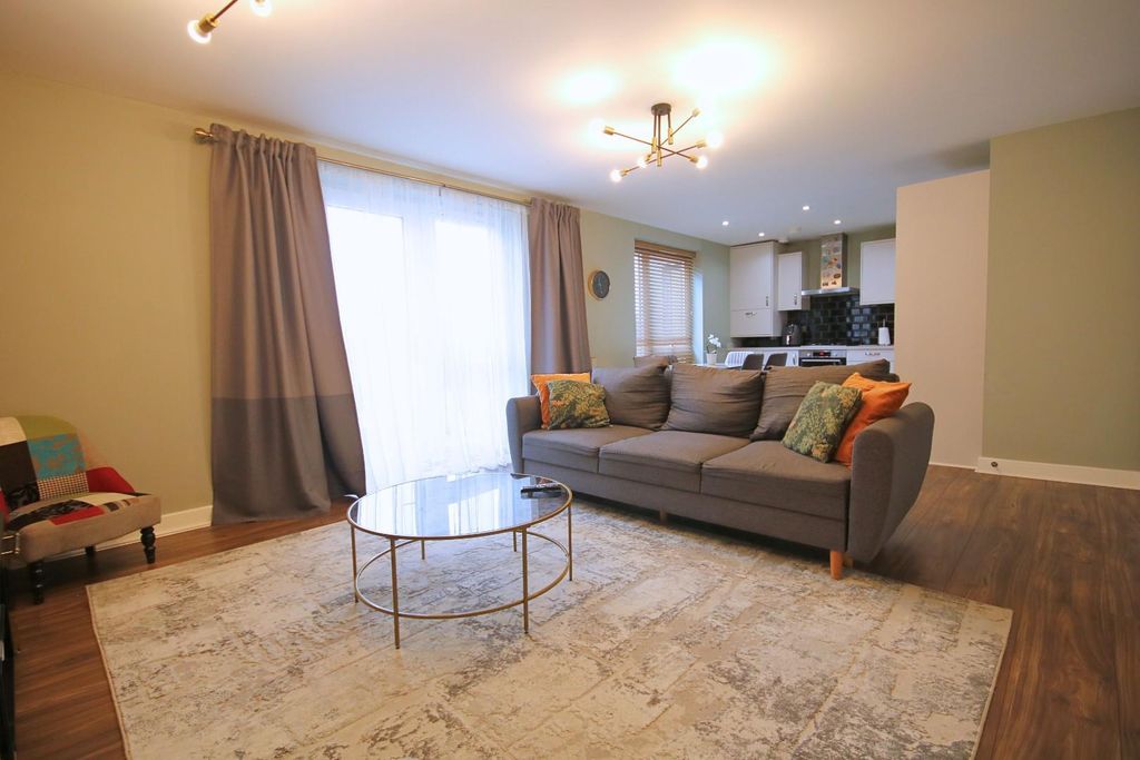 Additional image 2 of 2 bed flat for saleThe Foundry, Ashford TW15