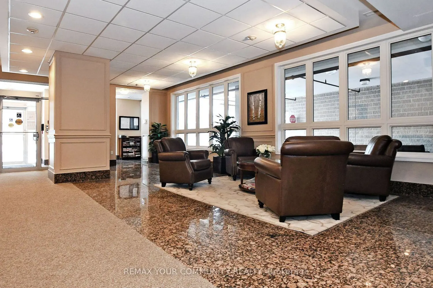 Additional image 3 of 15450 Yonge Street 205