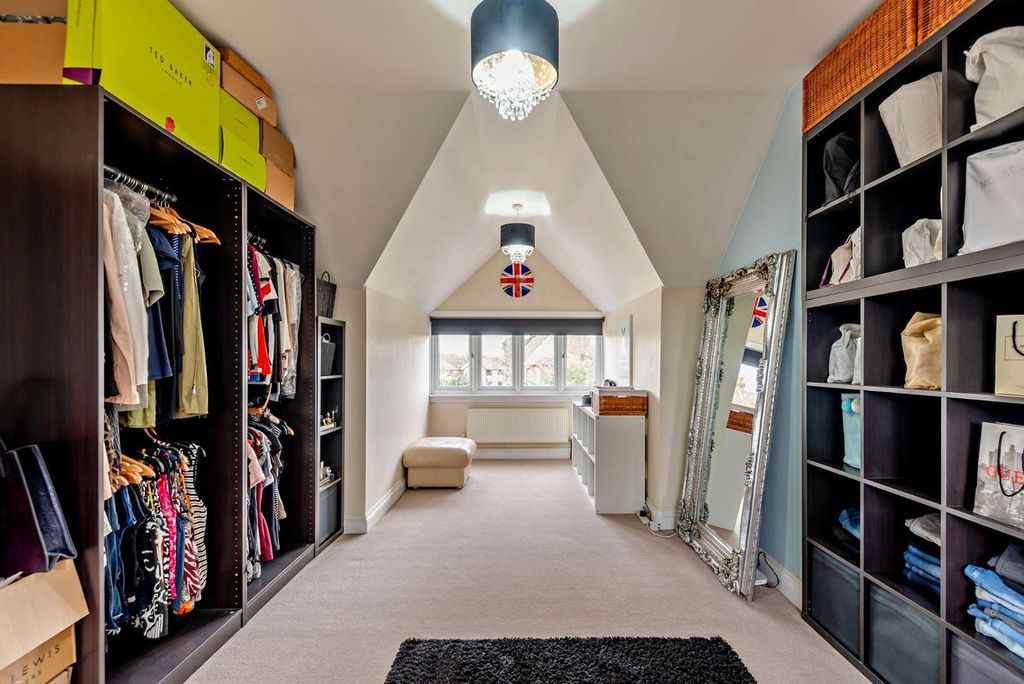 Additional image 27 of 7 bed semi-detached house for saleFordbridge Road, Ashford TW15