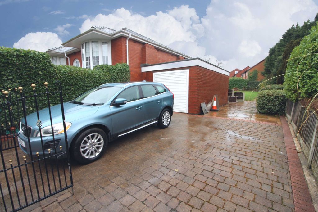 Additional image 4 of 2 bed bungalow for saleNorley Hall Avenue, Pemberton, Wigan WN5