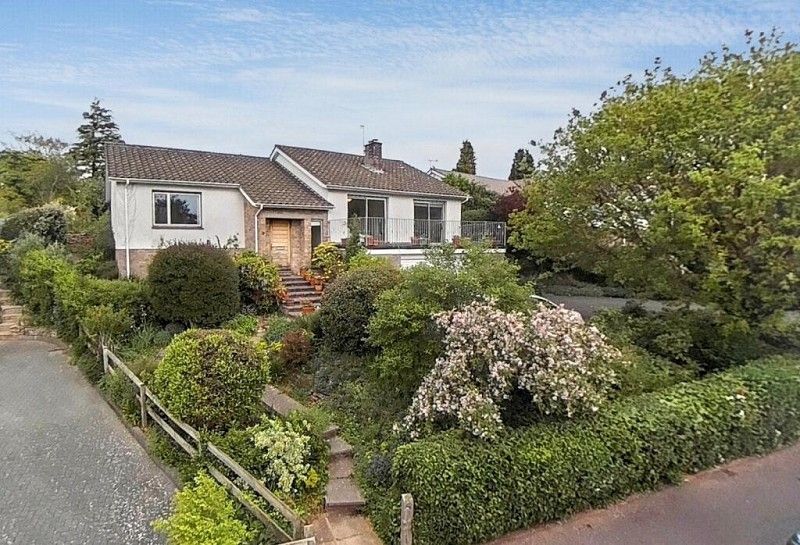 4 bed detached bungalow for saleBrae Road, Winscombe, North Somerset. BS25