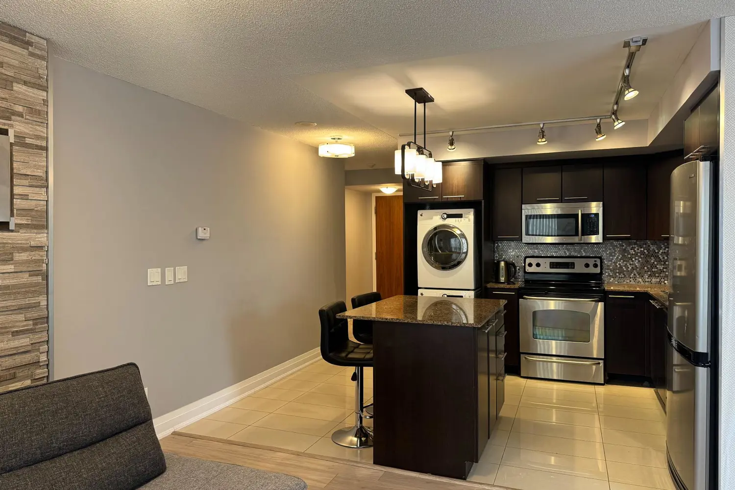 Additional image 2 of 37 Galleria Parkway 207