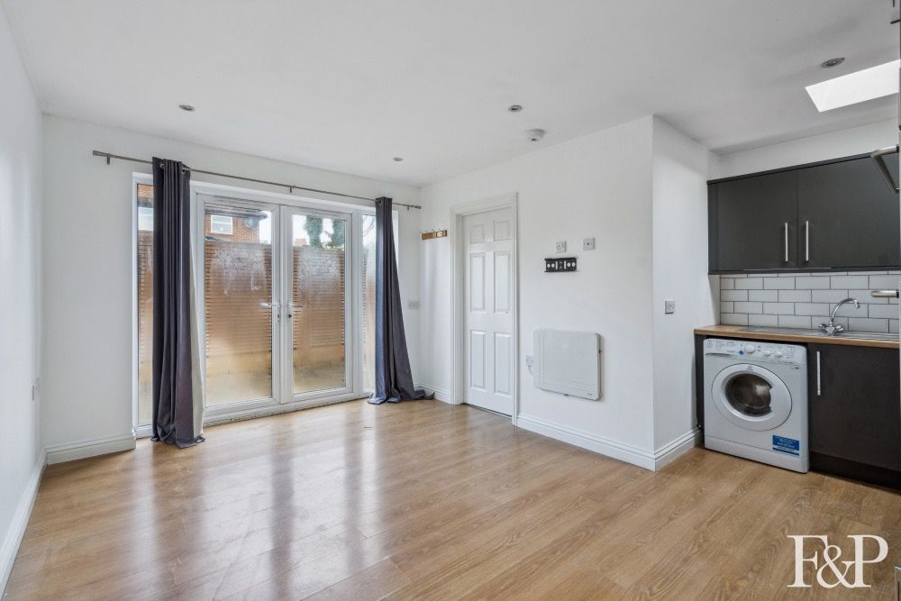 Additional image 6 of 1 bed detached house for saleMaidenhead Road, Windsor SL4