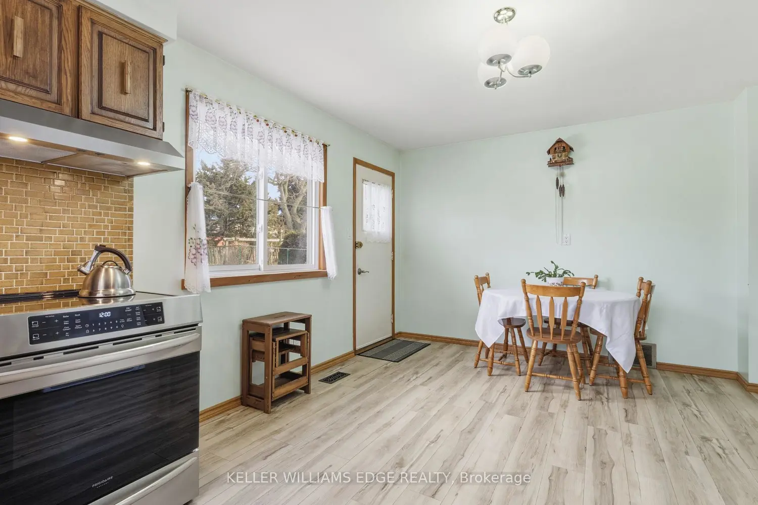 Additional image 7 of 64 Neil Avenue