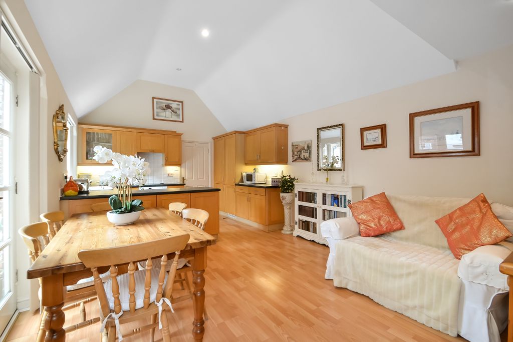Additional image 7 of 3 bed detached house for saleSouthsea, Hampshire PO5