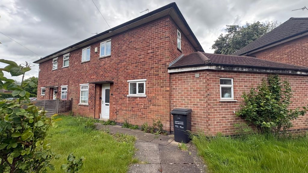 4 bed semi-detached house for saleHermitage Road, Loughborough LE11