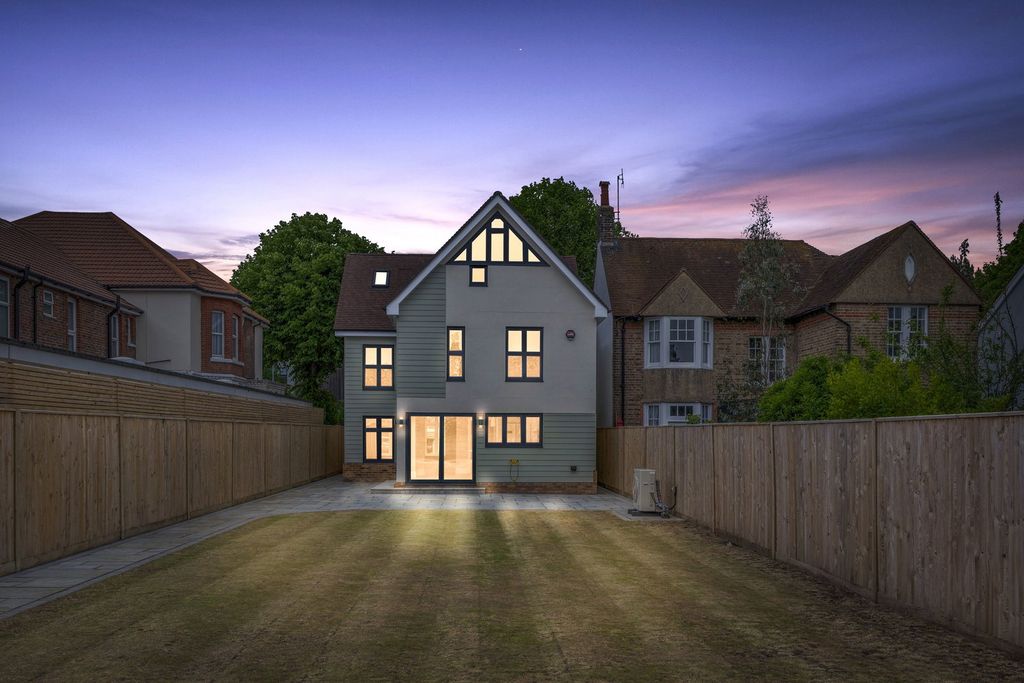 Additional image 3 of 5 bed detached house for saleHomefield Road, Worthing BN11