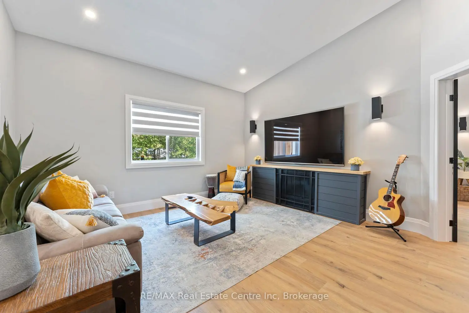 Additional image 7 of 1283 Swan Street