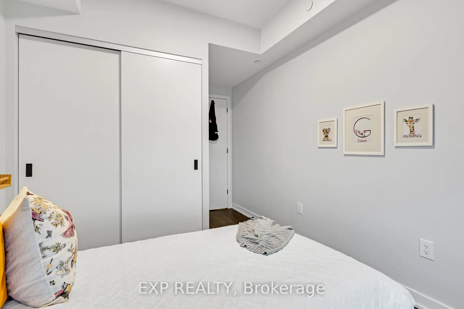 Additional image 16 of 36 Zorra Street 1108
