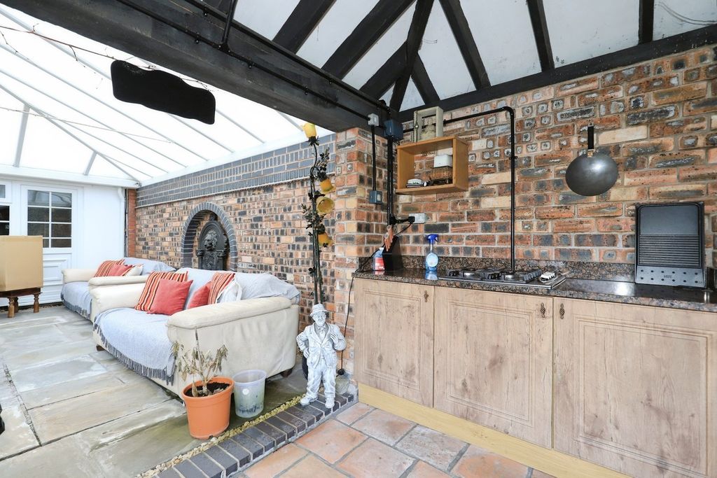 Additional image 28 of 4 bed detached house for saleStourbridge Road, Wolverhampton WV4