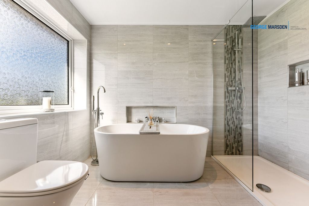 Additional image 34 of 5 bed detached house for saleWimborne Road, Wigan WN5