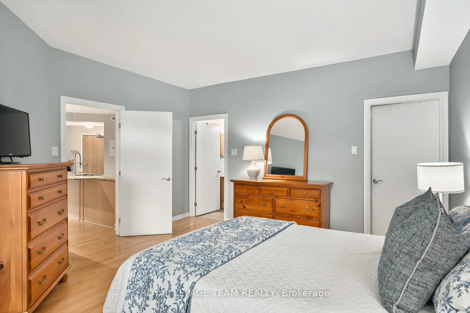 Additional image 8 of 205 Bolton Street 230