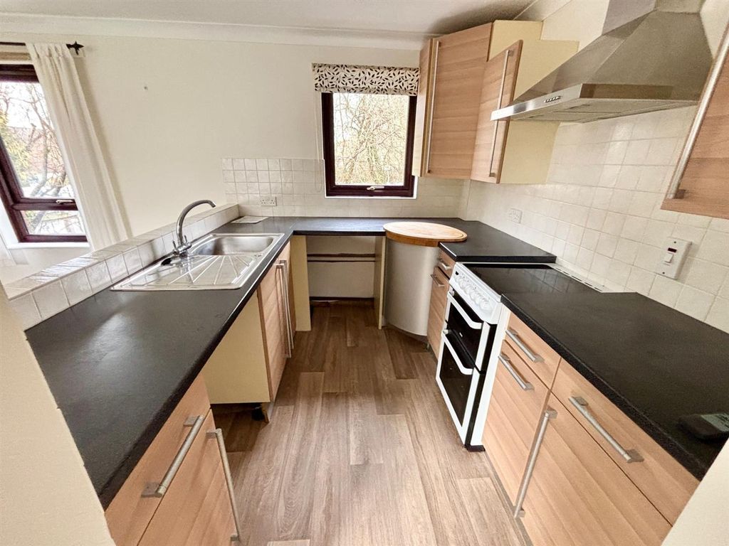 Additional image 10 of 1 bed flat for saleAllenview Road, Wimborne BH21