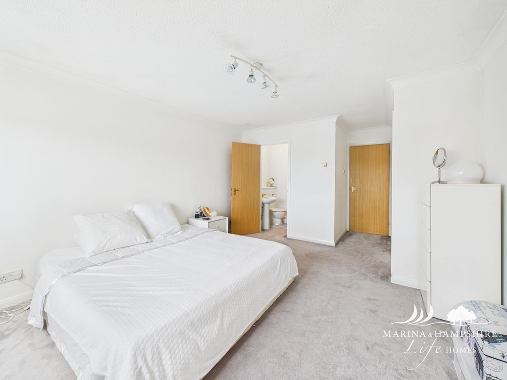 Additional image 27 of 3 bed town house for saleCadgwith Place, Port Solent, Portsmouth PO6