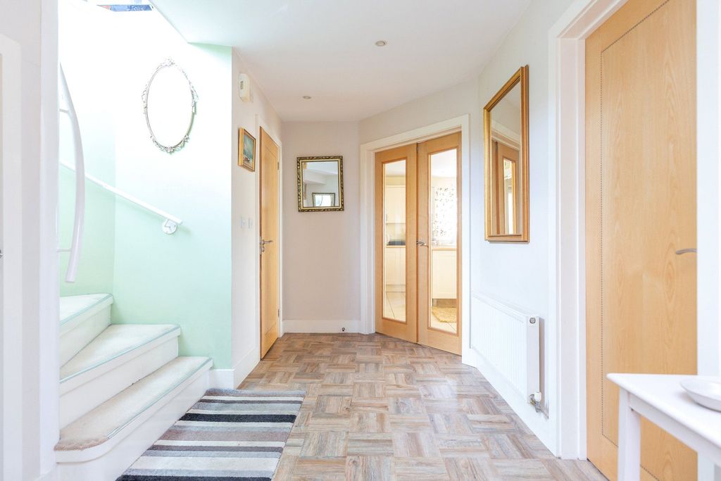 Additional image 2 of 4 bed detached house for saleBayford Hill, Wincanton, Somerset BA9