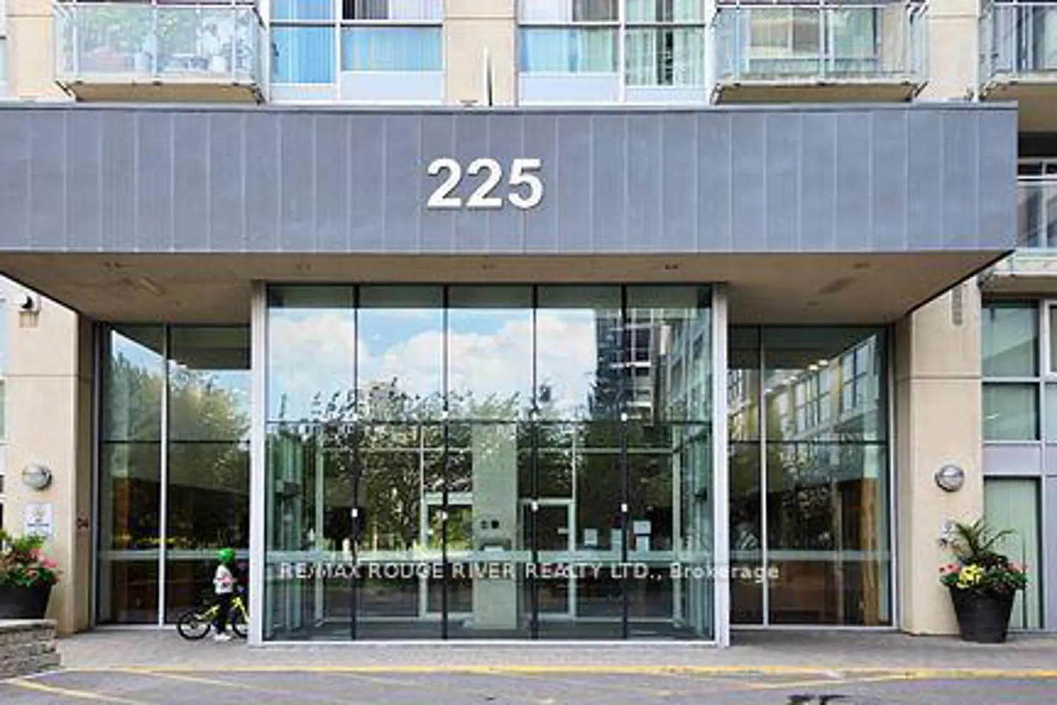 225 Webb Drive 3001