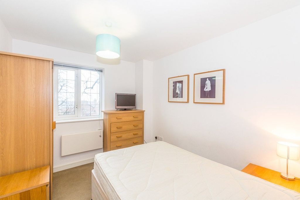 Additional image 6 of 2 bed flat for saleCentral Place, Station Road, Wilmslow, Cheshire SK9