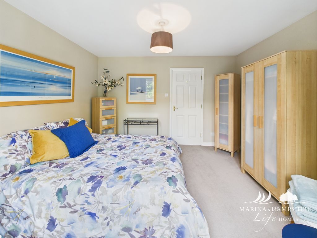 Additional image 17 of 3 bed terraced house for saleTintagel Way, Port Solent PO6