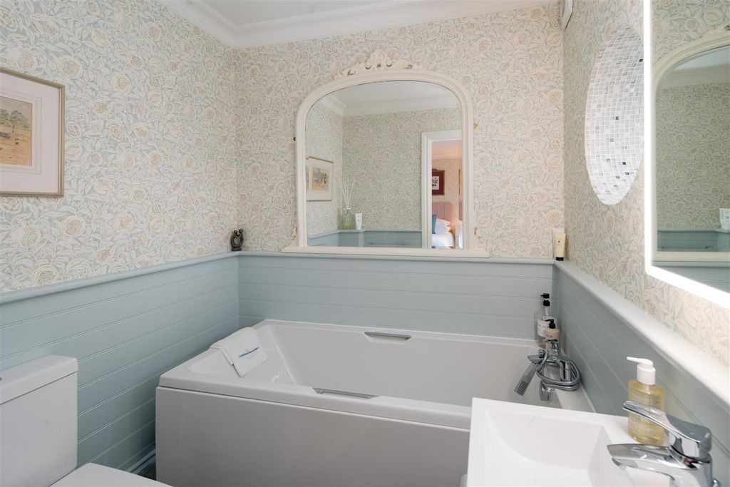 Additional image 19 of 4 bed detached house for saleYarmouth, Isle Of Wight PO41