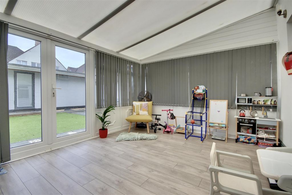 Additional image 17 of 3 bed end terrace house for saleBransbury Road, Southsea PO4