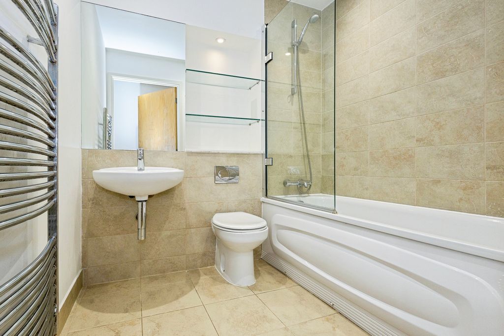 Additional image 11 of 2 bed flat for saleHamburg House, Portsmouth PO1
