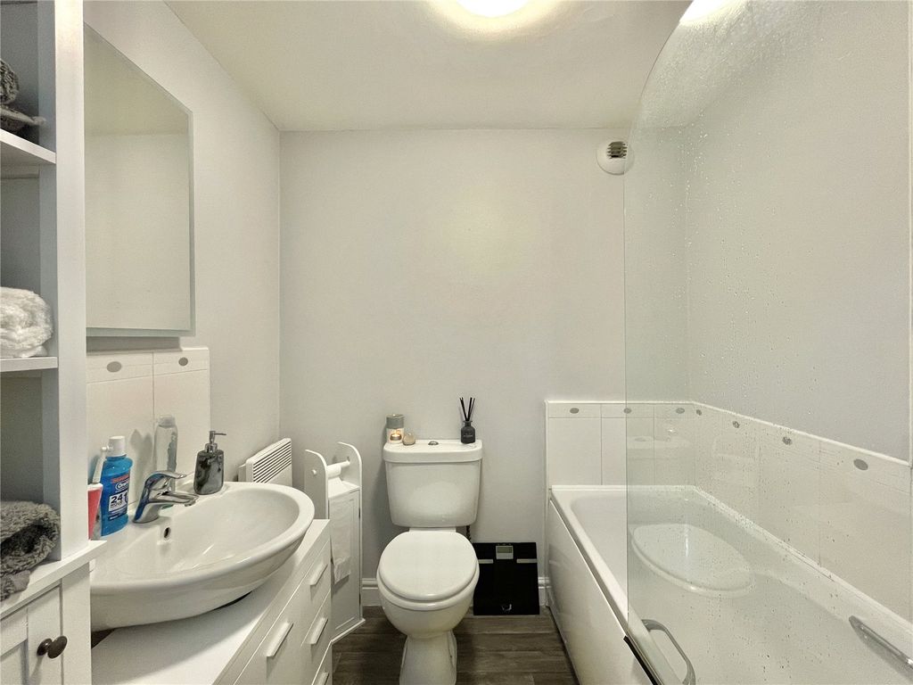 Additional image 10 of 2 bed flat for saleSt. Michaels View, Widnes, Cheshire WA8
