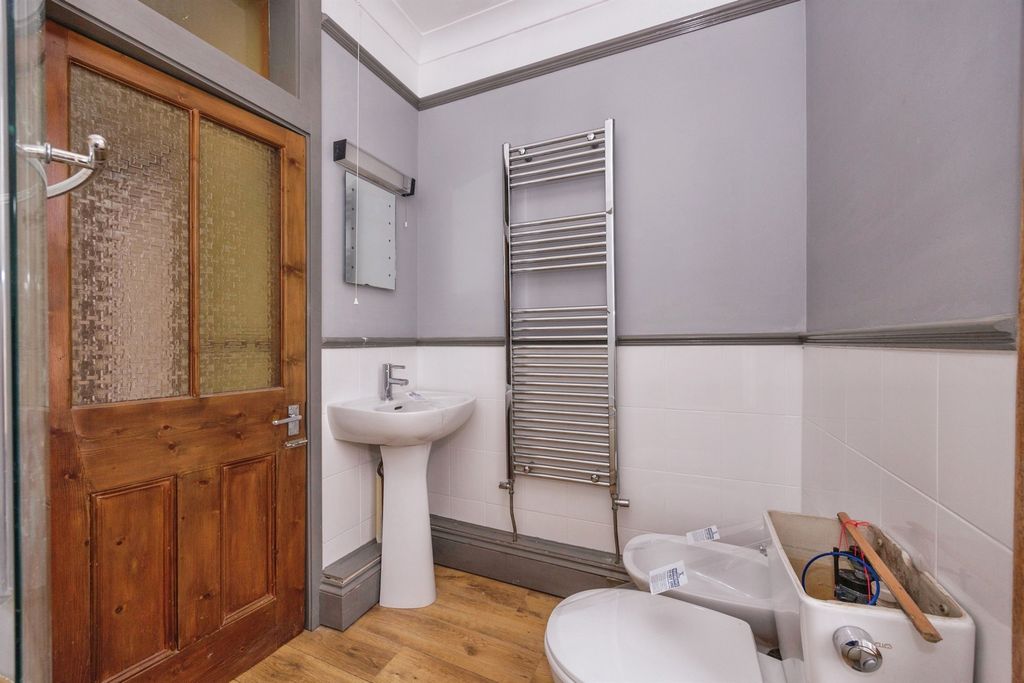 Additional image 16 of 6 bed terraced house for saleTelephone Road, Southsea PO4