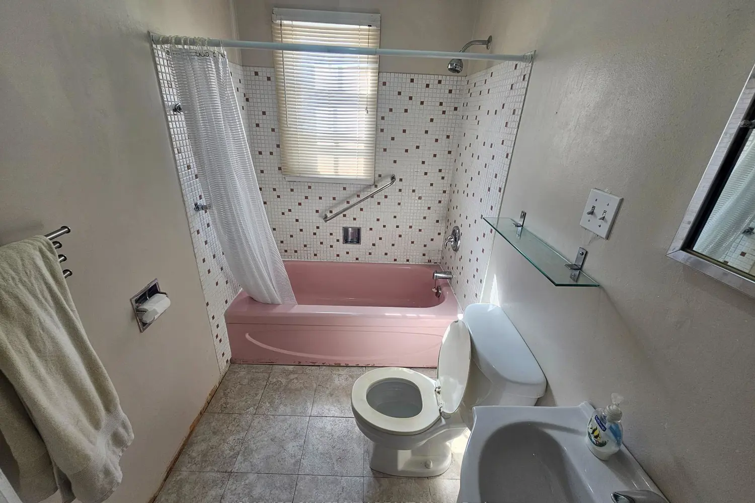 Additional image 13 of 3067 Churchill Avenue